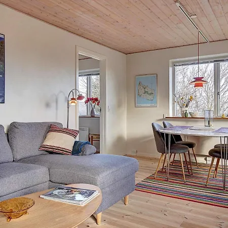 Two-bedroom Holiday In Henne 11 * Allinge-Sandvig